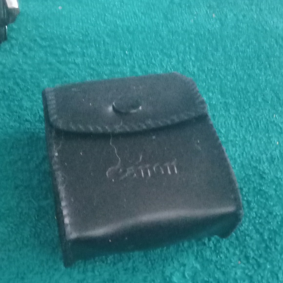 🧘 Canon T 50 camera with flash - Picture 3 of 4